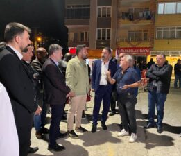 DR. GÖKHAN ŞENYÜREK VE PARTİLİLER MAĞDUR OLAN VATANDAŞLARLA GÖRÜŞTÜ.