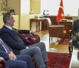 ADD’DEN CHP’YE ANLAMLI ZİYARET