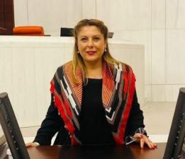 CHP’Lİ GEZMİŞ; “TAŞBAŞI PARKI, GİRESUN BELEDİYESİ’NDE KALMALI!”