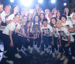 YİĞİTNECO İNŞAAT GİRESUN KADIN SANAYİSPOR, TARİHİ BİR BAŞARIYA İMZA