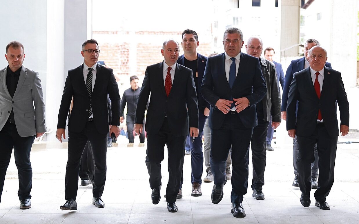 ÜNİVERSİTE BİNAMIZ ARTIK BİTME AŞAMASINA GELDİ