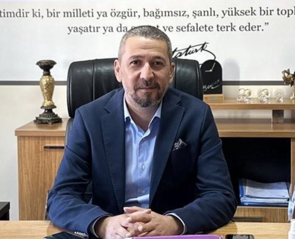 27 YILLIK EĞİTİM NEFERİNDEN VEDA VE YENİ BAŞLANGIÇ MESAJI