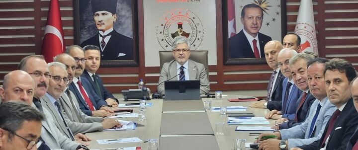 EĞİTİM CAMİASINA MORAL VEREN BULUŞMA