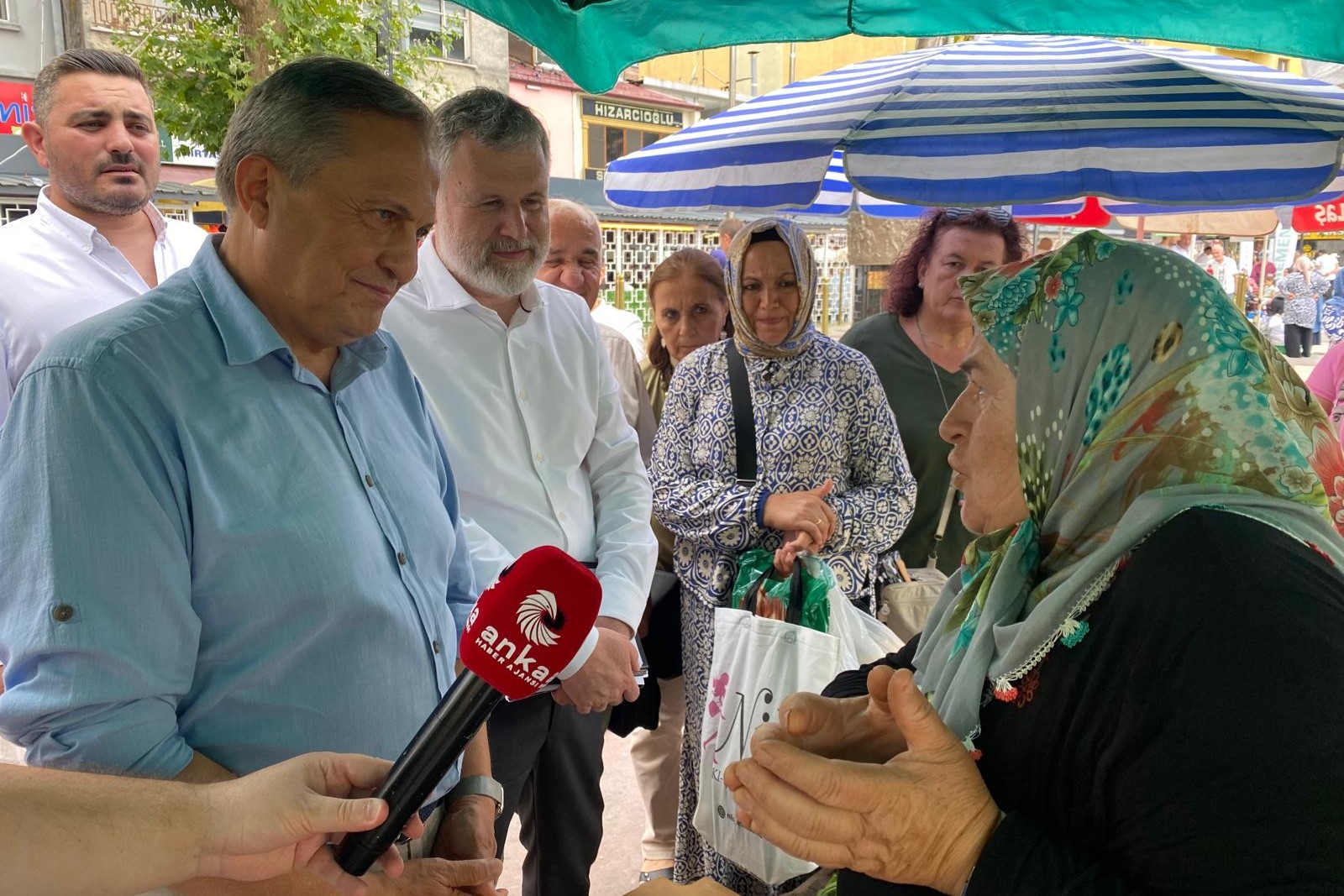 CHP HEYETİ SAHA ÇALIŞMALARINA DEVAM EDİYOR; “İKTİDAR GİDİYOR, HALKIN UMUDU BÜYÜYOR”