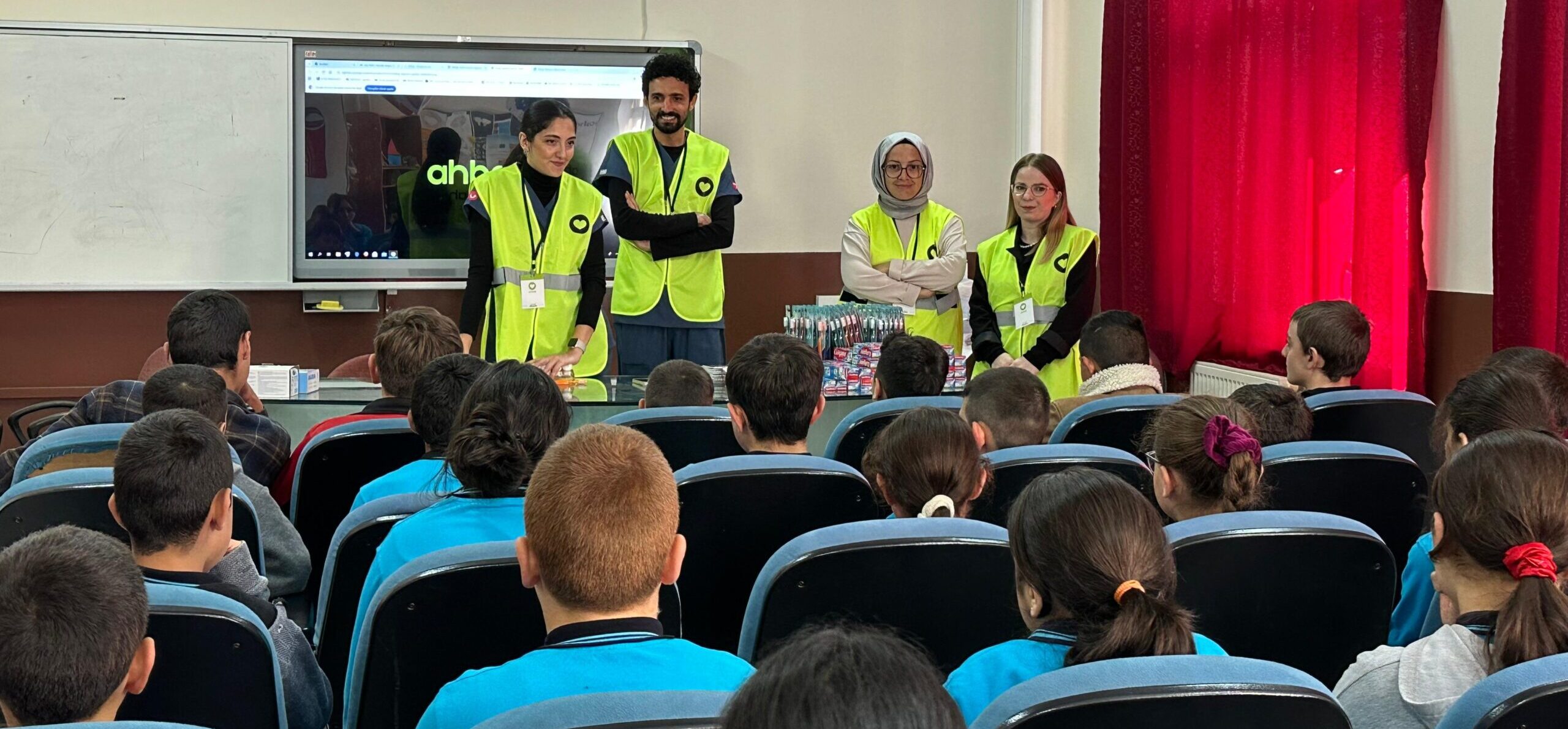 AHBAP DERNEĞİ’NDEN YÜCE KÖYÜ’NDE ANLAMLI DOKUNUŞ