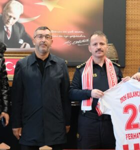 1926 BULANCAKSPOR’DAN EMNİYET VE JANDARMA ZİYARETİ