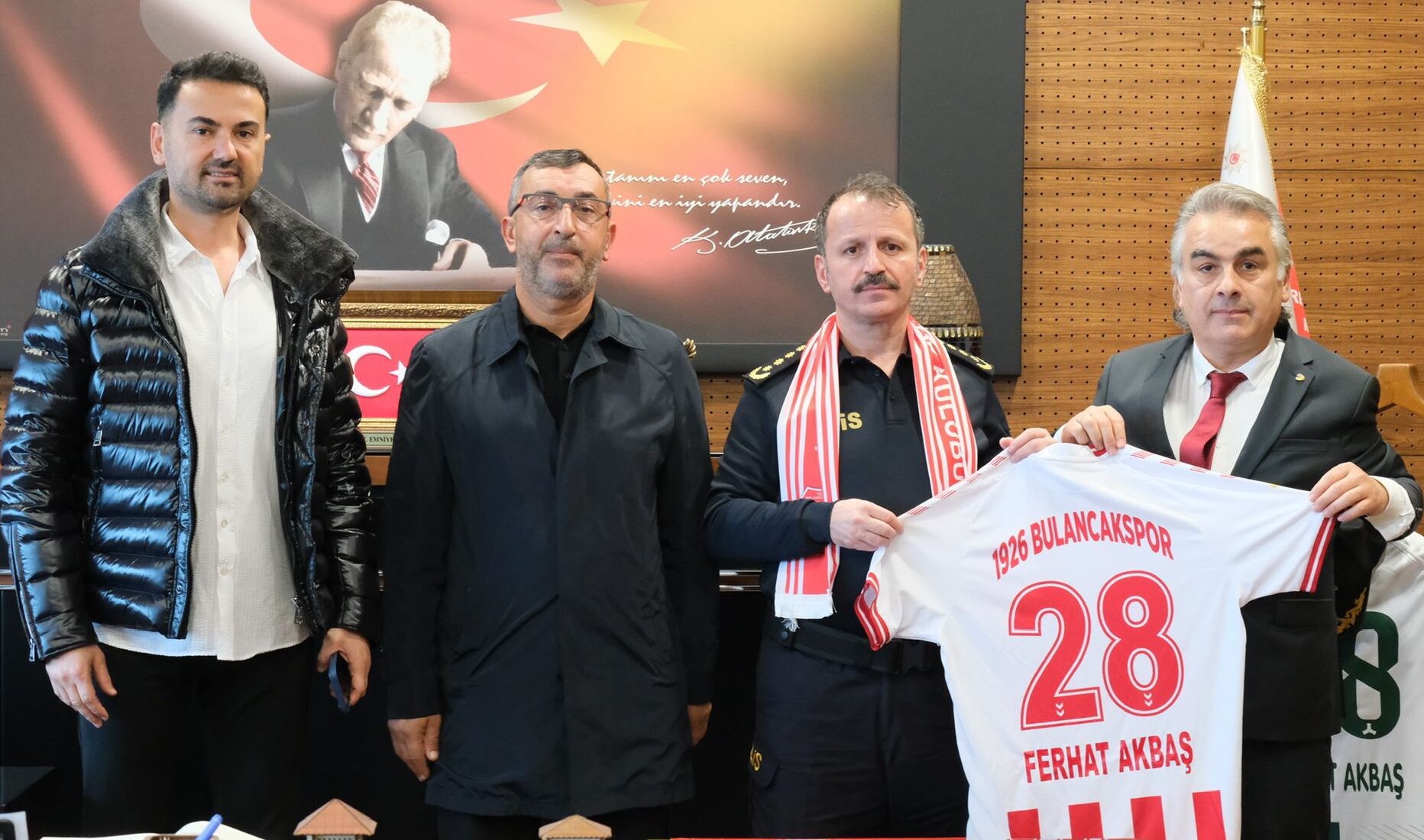 1926 BULANCAKSPOR’DAN EMNİYET VE JANDARMA ZİYARETİ