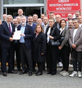 Şenyürek Mazbatasını Aldı