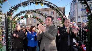 YENİ YIL ÇARŞISI COŞKUYLA AÇILDI