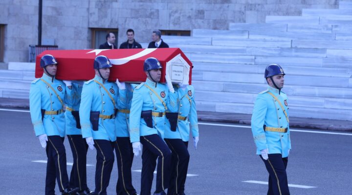 MİLLETVEKİLİ CEMAL ÖZTÜRK SON YOLCULUĞUNA UĞURLANDI