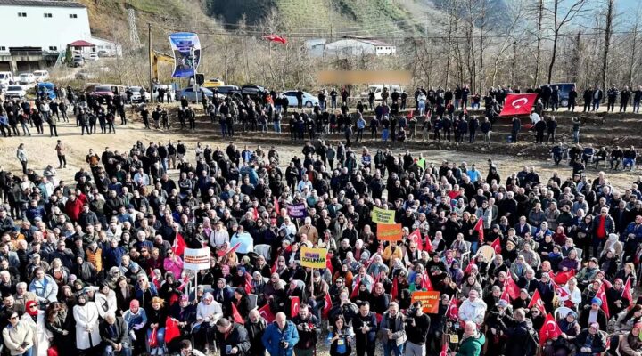 GELEVERA DERESİNE ÇÖP ATIK TESİSİ YAPMA KARARINI PROTESTO