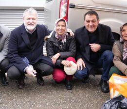 BAŞKAN KÖSE PAZARCI ESNAFI VE VATANDAŞLARI DİNLEDİ