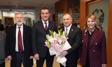 CUMHURİYET HALK PARTİSİ GENEL BAŞKAN YARDIMCISI GÖKAN ZEYBEK’TEN GİRESUN BELEDİYESİ’NE ZİYARET