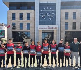 BAŞKAN SIBIÇ ŞAMPİYONLARI AĞIRLADI