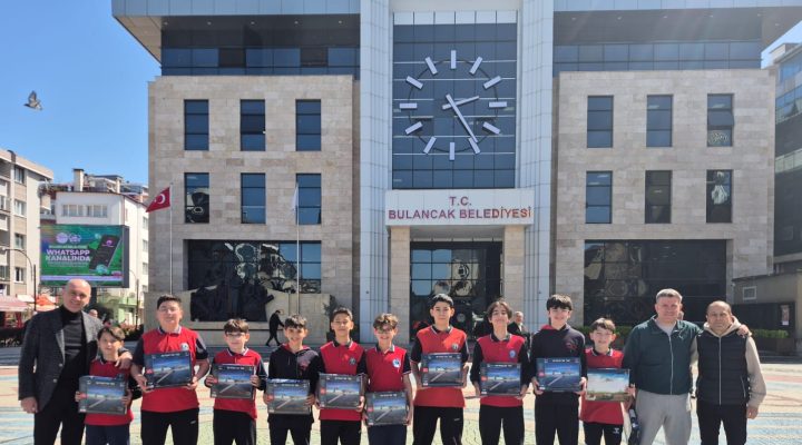 BAŞKAN SIBIÇ ŞAMPİYONLARI AĞIRLADI