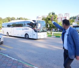 BAŞKAN KÖSE OTOGARDA GURBETÇİLERİ UĞURLADI