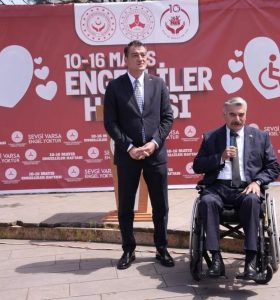 BAŞKAN KÖSE ENGELLİLER HAFTASI PROGRAMINA KATILDI