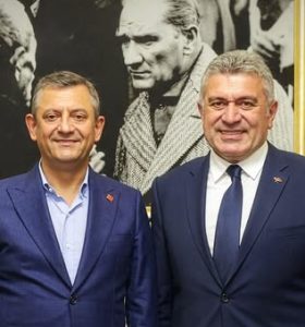 Sevgili CHP’li kardeşlerim, Kıymetli hemşerilerim.