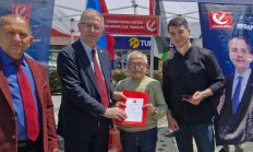 YENİDEN REFAH PARTİSİ BULANCAK TEŞKİLATI VATANDAŞLARLA BAYRAMLAŞTI
