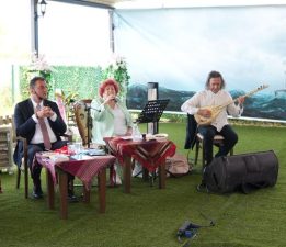 SERHAN ASKER İLE “GÖRKEMLİ HATIRALAR” PROGRAMI GİRESUN’UN TANITIMINA BÜYÜK KATKI SUNDU
