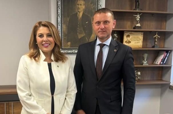 BELEDİYE-İŞ’TE GÜÇLÜ BULUŞMALAR: GİRESUN VE AMASYA’DAN ANKARA’YA DESTEK ÇIKARMASI