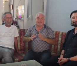 RAMİ DAYI’NIN ÇAY OCAĞINDA NESİLLERİ BULUŞTURAN SOHBET