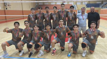 ANALİG VOLEYBOL TAKIMI TÜRKİYE YARI FİNALLERİNDE