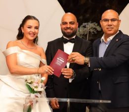 VALİ MUSTAFA KOÇ, BORA VE ÖYKÜ ÇİFTİNİN MUTLULUĞUNA ORTAK OLDU