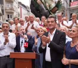 BAŞKAN KÖSE, 20 BELEDİYE MECLİS ÜYESİNİN TAMAMININ YENİ PARTİ ÇATISI ALTINDA AYNI YOLDA YÜRÜMEYE KARAR VERDİK