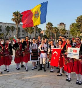 GİFSAD ARNAVUTLUK’TA GÖNÜLLERİ FETHETTİ