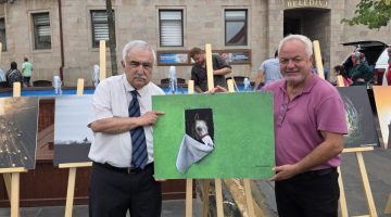 FOTOĞRAF SANATININ KONUŞULDUĞU ÖZEL GÜNDE, ANLAMLI BİR VEFA