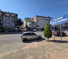 DURAKLAR YENİLENECEKTİ, VATANDAŞ BEKLİYOR