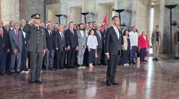 ADD, BUGÜN ANITKABİR’DE YALNIZCA BİR RESMİ TÖREN YAPMADIK.
