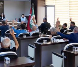 FUAT KÖSE’DEN BURHAN KARA’YA VEFA: İSMİ GİRESUN’DA YAŞAYACAK