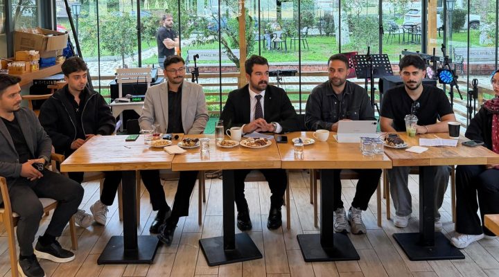 PİRAZİZ’DE GENÇLERE SICAK KARŞILAMA