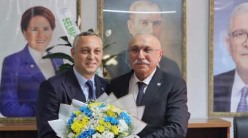 İYİ PARTİ GİRESUN’DA YENİ DÖNEM: ÖZDEMİR BOZATLIOĞLU GÖREVİ DEVRALDI