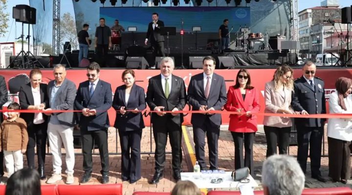 BULANCAK’TA FESTİVAL RÜZGARI: 3. FINDIK VE GASTRONOMİ FESTİVALİ GÖRKEMLİ BAŞLANGIÇ YAPTI!