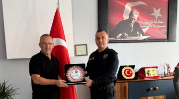 33 YILLIK POLİS MEMURU HÜSEYİN KAYA EMEKLİ OLDU