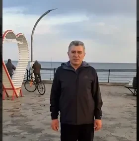 BAŞKAN NECMİ SIBIÇ MESAİ ÖNCESİ İSKELE BALIKÇILARIYLA BULUŞTU